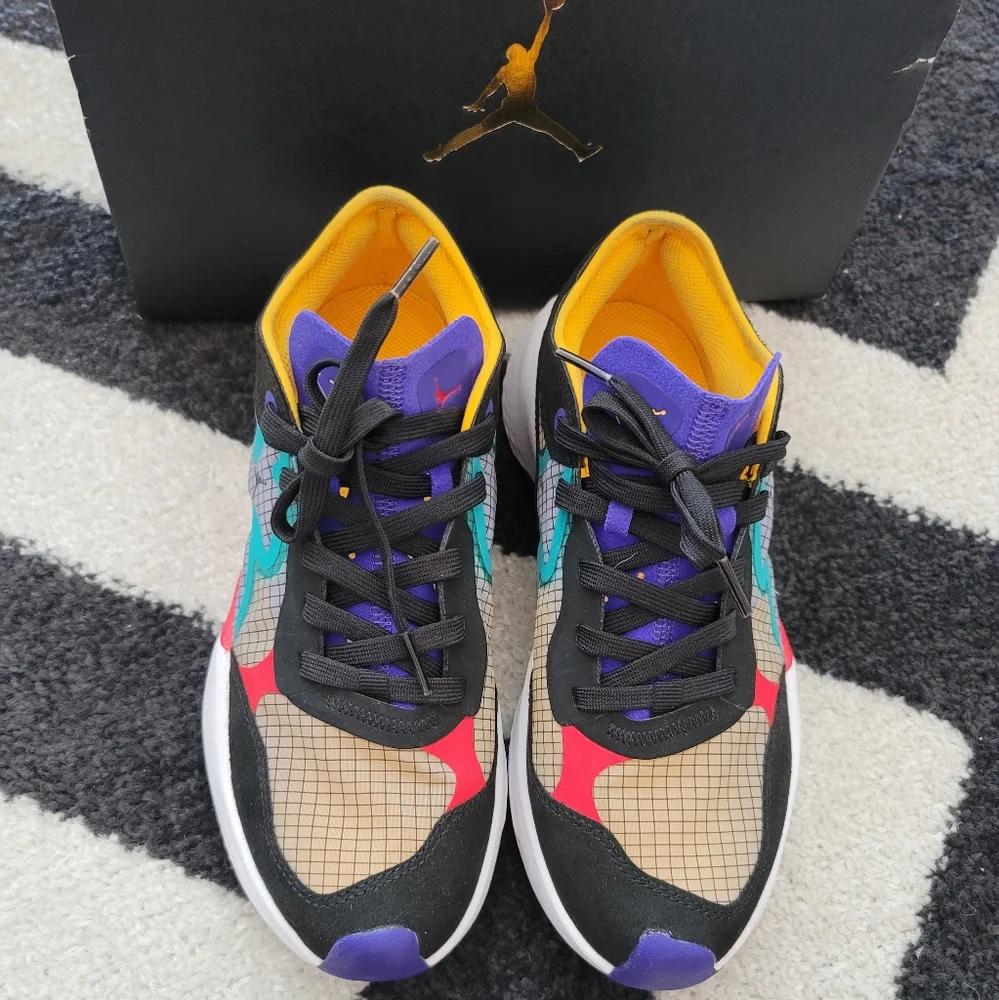 Jordan Delta 3 Low - Picture 2 of 11